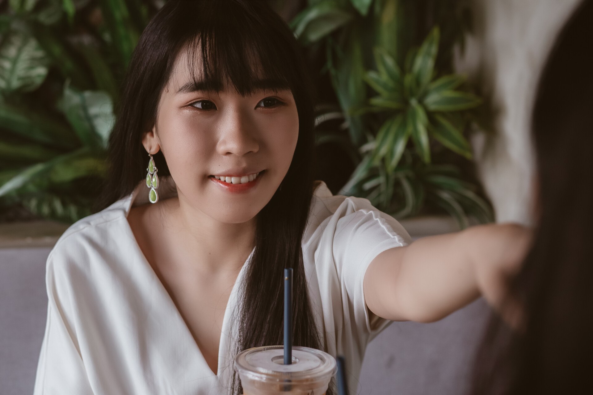 Meet and Dating Asian Women Online